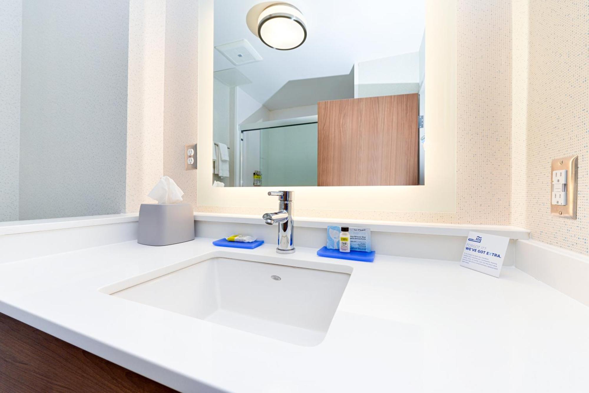 Holiday Inn Express & Suites - Elko By Ihg מראה חיצוני תמונה